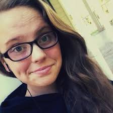 Chloe Stokes (theawkoladybug)