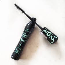REVIEW: Essence Lash Princess False Lash Effect Mascara – bfn.