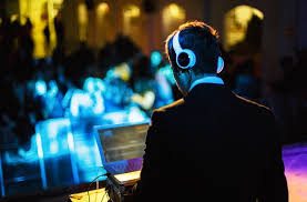 Le dj mariage à paris vous accompagne et vous guide pour. Prix Dj De Mariage En Alsace Weddingbox Alsace