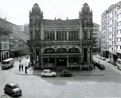 Edificio Castromil Destruido En Los 70 Plaza De Galicia De Santiago Ollar Galicia Fotografia Santiago De Compostela Santiago De Chile Imagenes De Santiago