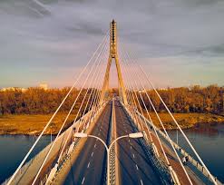 Teleférico nm nombre masculino : Schone Panoramaantendsrone Sicht Auf Die Swietokrzyski Brucke Englisch Holy Cross Bridge Ist Eine Kabelgebundene Brucke Uber D Stockbild Bild Von Horizont Ernstlich 165019641