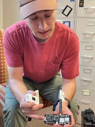 Murray State students find solution to communication problems after storm