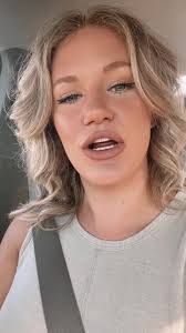 Paige Daniel's Instagram, Twitter & Facebook