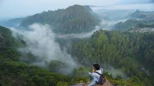 Harga tiket masuk dan tarif gunung papandayan tahun 2021 tarif diatas ditetapkan berdasarkan: Gambar Harga Tiket Tebing Keraton Bandung S D Des 2021