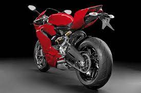 The best sports bike of 2014? Ducati Panigale 899 2014 2016 Review Buying Guide