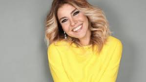 İrem derici kimdir, 21 mart 1987 de i̇stanbul'da dünyaya geldi. Irem Derici Kimdir Biyografi Net Tr