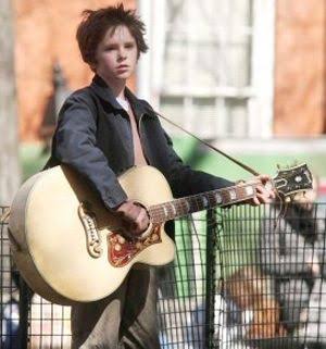 Freddie Highmore as Evan Taylor (August Rush)
