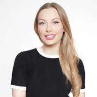 Anna Bey's Instagram, Twitter & Facebook