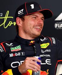 If u receive a smile today pass it on, happy Sunday meta family 💥.