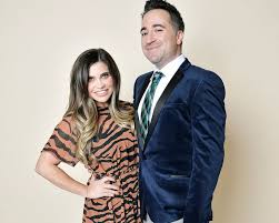  Danielle Fishel Husband Jensen Karp S Wedding And Marriage Details