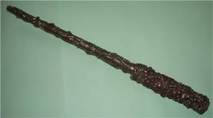 Zauberstab Aus Papier Und Heisskleber Zauberstab Zauberstabe Basteln Stabchen