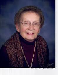 Janet Hillman's Instagram, Twitter & Facebook