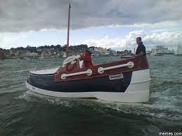 Both sides of the boat must be decorated the same. Taking The Boat Shoe To A Whole New Level Memes Com Boat Cool Boats Boat Shoes