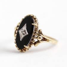 Vintage Onyx Ring 10k Rosy Yellow Gold Genine Diamond Black Onyx 260 Liked On Polyvore Feat Vintage Onyx Ring Gemstone Rings Vintage Vintage Gold Rings