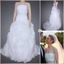 This is the society fixer alleged to have helped find underage girls for pedophile billionaire. Chelsea Clinton Ball Gown Strapless Cathedral Train Organz Flickr