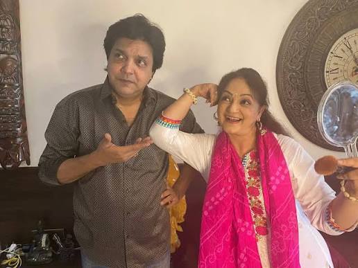 Upasna Singh With her husband Neeraj Bharadwaj . #UpasnaSingh #fblifestyle  #bollywood
