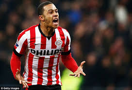 #this was just#and the fact that it wasn't just a trick but also a hella good pass #if berghuis scored it it would have gone worldwide. Memphis Depay Scouting Report Manchester United Seal 25m Winger Dubbed Better Than Cristiano Ronaldo Daily Mail Online