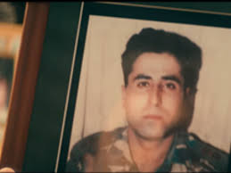 Vikram batra's twin brother vishal batra, his parents girdhari lal batra and kamal kanta batra had tears in their eyes as they watched how bravely their son fought at the kargil war through the. Kargil Vijay Diwas Pepsi Remembers Captain Vikram Batra Marketing Advertising News Et Brandequity