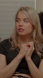 Jane Larkin (@janeylarks)