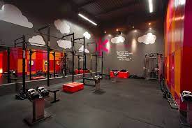 Industrial style is about raw and rough surfaces, unfinished look and everything related to industry, fabrics and such. 16 Supremely Stylish Gyms From Around The World Architectural Digest