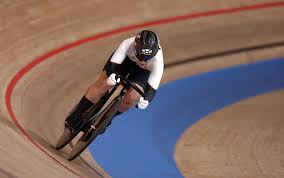 The eight nations that qualify for the team sprint event may enter two cyclists each in the keirin (as well as the individual sprint). Auo4qscfx5 Amm