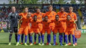Hier à 16:10gündoğan offre sa prime de champion au club de son enfance. L Equipe De Foot U 20 Des Pays Bas S Entraine A Pornic Nantes Maville Com