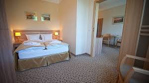 500 m von der altstadt entfernt. Hotel Kaisers Garten Swinemunde