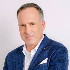 Brian Litten's Instagram, Twitter & Facebook