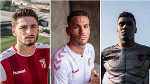 See more ideas about sc braga, soccer stadium, football stadiums. In Anlehnung An Die Romer Braga Mit Bizarrem Ausweichtrikot Fussball News Sky Sport