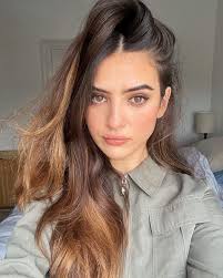 Here's what cost 'the circle: Ines Camilia Tazi The Circle France Age Birthday Instagram Bio