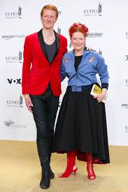 Ich habe oft das gefühl, dass die leute gar nicht wissen wollen, was ich in meinem privatleben mache. Enie Van De Meiklokjes Starportrat News Bilder Gala De