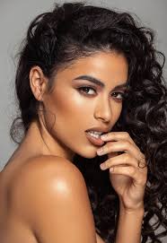 Model Of The Week: Introducing The Beautiful Elhem Rich