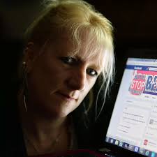 Mum turns troll-hunter and forces 500 cyberbullies off the internet