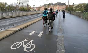 Der Perfekte Fahrradweg Autos Raus