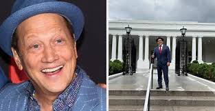 George Kittle, Trent Williams recreate iconic 49ers entrance with Morgan  Wallen