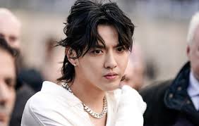 Jul 19, 2021 · kris wu, pictured in 2020. Man Confesses To Defrauding Kris Wu Over The Pop Star S Sex Scandal