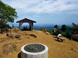 ぐんま百名山 新潟100名山 甲信越百名山 関東百山 新潟県の山(分県登山ガイド) 日本の山1000 東京周辺の山350 谷川・武尊 平標山(たいらっぴょうやま) 平標山の情報を編集 お知らせ登録 å¾¡å²³å±± æ—¥ã®å‡ºå±± ç™»å±±ãƒ«ãƒ¼ãƒˆ ç¸¦èµ°æ°—åˆ†ã‚'å'³ã‚ãˆã‚‹å¥¥å¤šæ'©å±±åŸŸã§ç™»ã‚Šã‚„ã™ã„2ã¤ã®å±±ã¸ Peaks