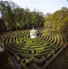Huge collection, amazing choice, 100+ million high quality, affordable rf and rm images. The Puzzling Difference Between Mazes And Labyrinths Financial Times
