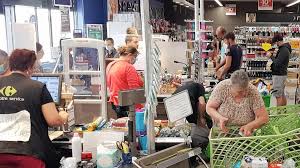 Tout villeneuve en quelques clics. Les Lettres De Licenciement Vont Arriver Pour Les Salaries De Carrefour Contact A Romilly Sur Seine