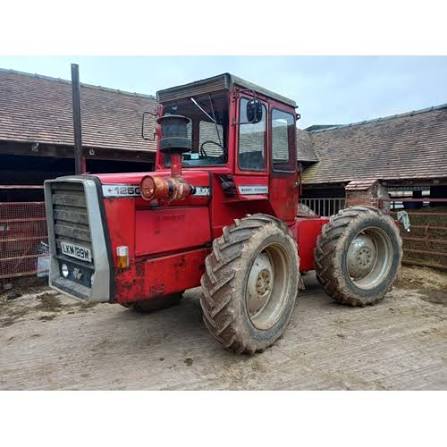 Massey Ferguson 1250 Tractor