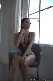 Onlyfans Ms Light Skin One fansly porn galleries post