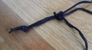 To learn how to wrap paracord in a basic crisscross, keep reading! Blog Amazing Uses For Paracord