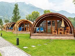 Tenero's campofelice camping village**** is located just 400 metres from the local sandy beach. Campingplatz Tenero Campofelice Umfassende Infos Bewertung Karte