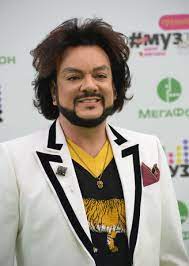 Филипп киркоров — я больше не буду петь о нас (романы. Kirkorov Prodyuseru Lobody Nekotorye Vozomnili Chto V Kosmose Hotya Plavayut V Fekaliyah Starhit Ru