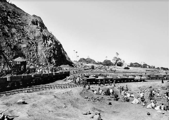 When the Steam-Belching 'Shaitan' Came to the Indian Countryside - The Wire