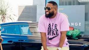 It is without a doubt that he is one of the most successful artists in mzansi, so a shout out. Watch Cassper Nyovest Teases New Amapiano Track