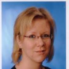 Jennifer Heit's Instagram, Twitter & Facebook