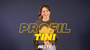Tini Violetta Je Souffrais D Etre Exposee Quand J Etais Plus Jeune Youtube