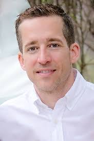 Jeff Lear's Instagram, Twitter & Facebook