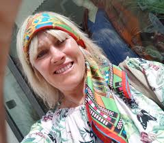 Hi, are there any breeders around the North West area, looking for french  lop. Thank you